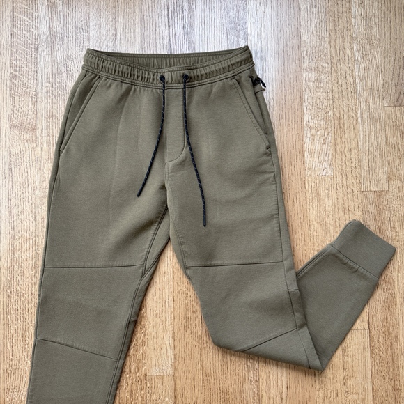 American Eagle Other - American Eagle Men's 24/7 Joggers